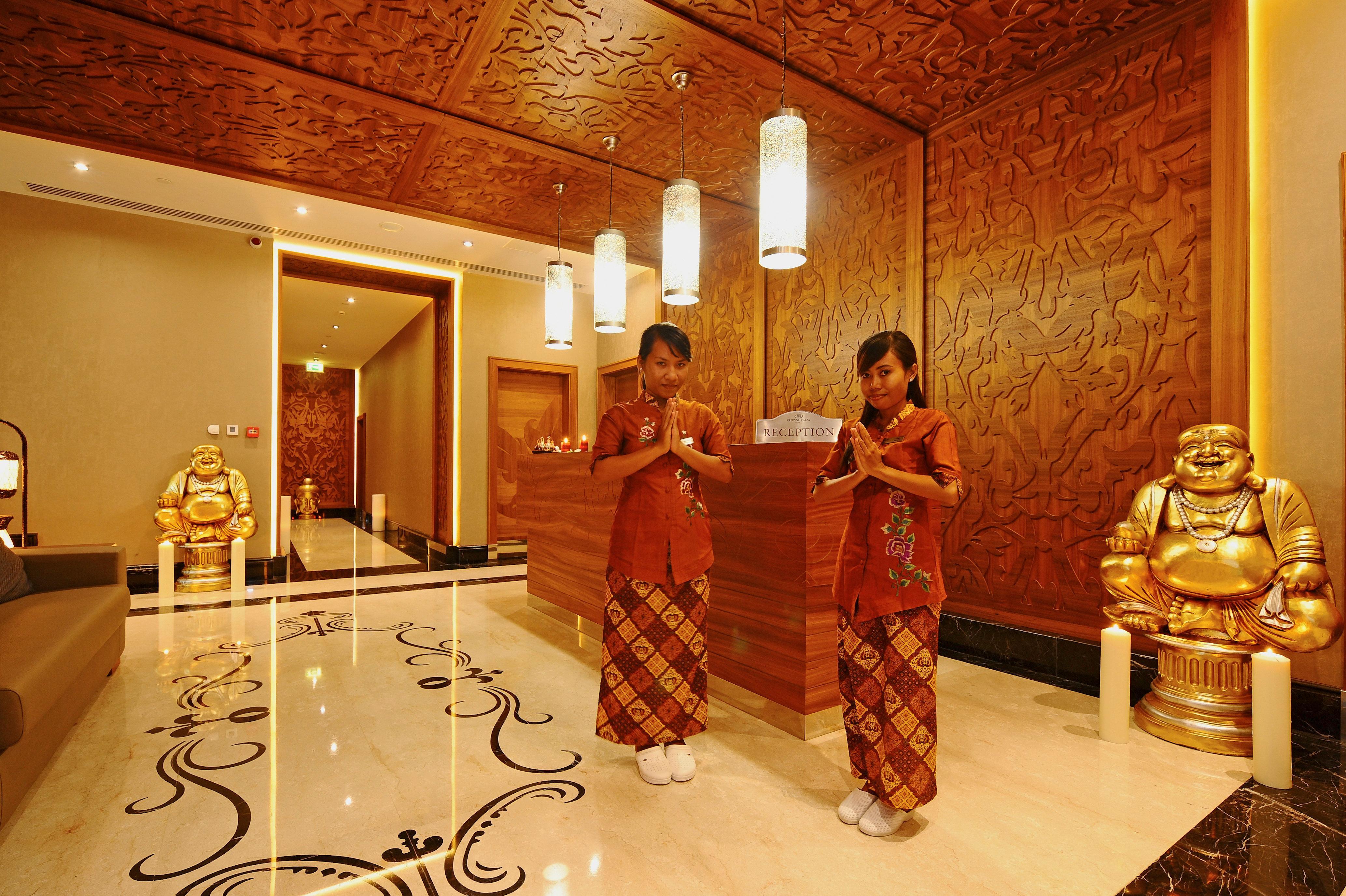 Crowne Plaza Bursa Convention Center & Thermal Spa By Ihg Εξωτερικό φωτογραφία The lobby of the hotel